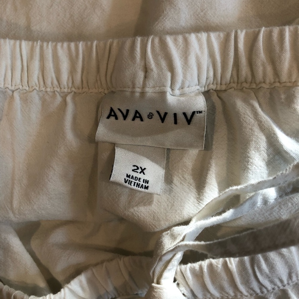 Ava & Viv Cream Tiered Maxi Skirt NWOT - Picture 4 of 5